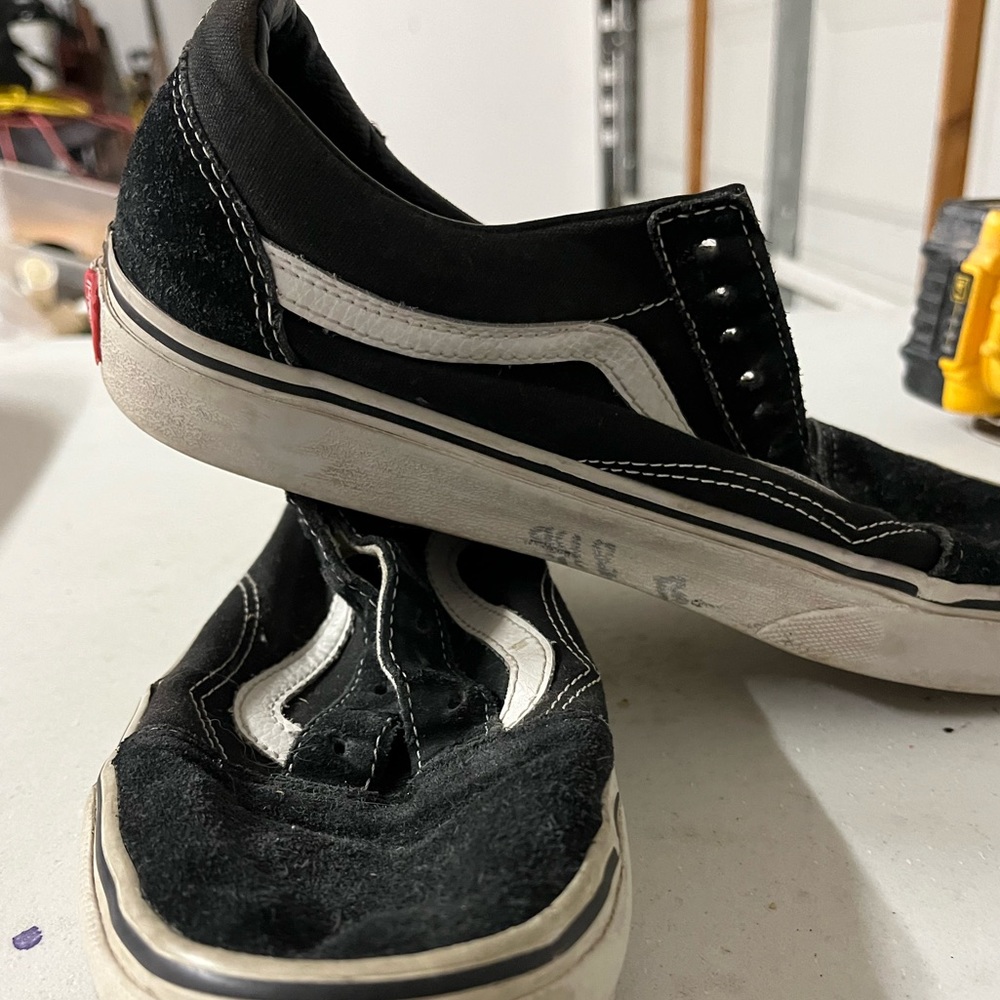 Vans - Picture 3 of 3